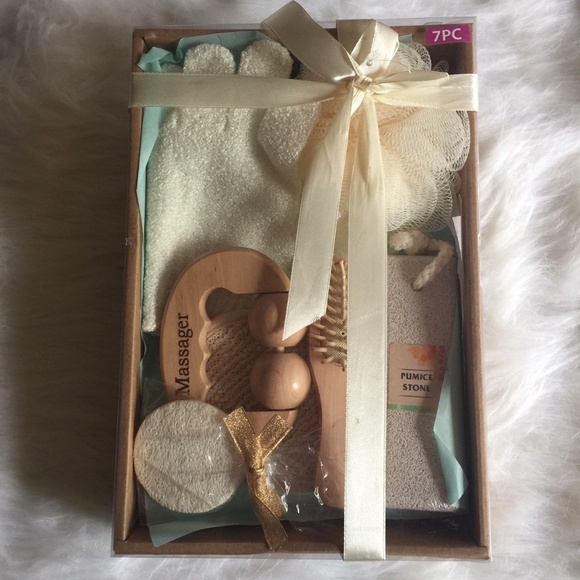 🌺 7 Piece Bath Gift Set - Picture 1 of 4